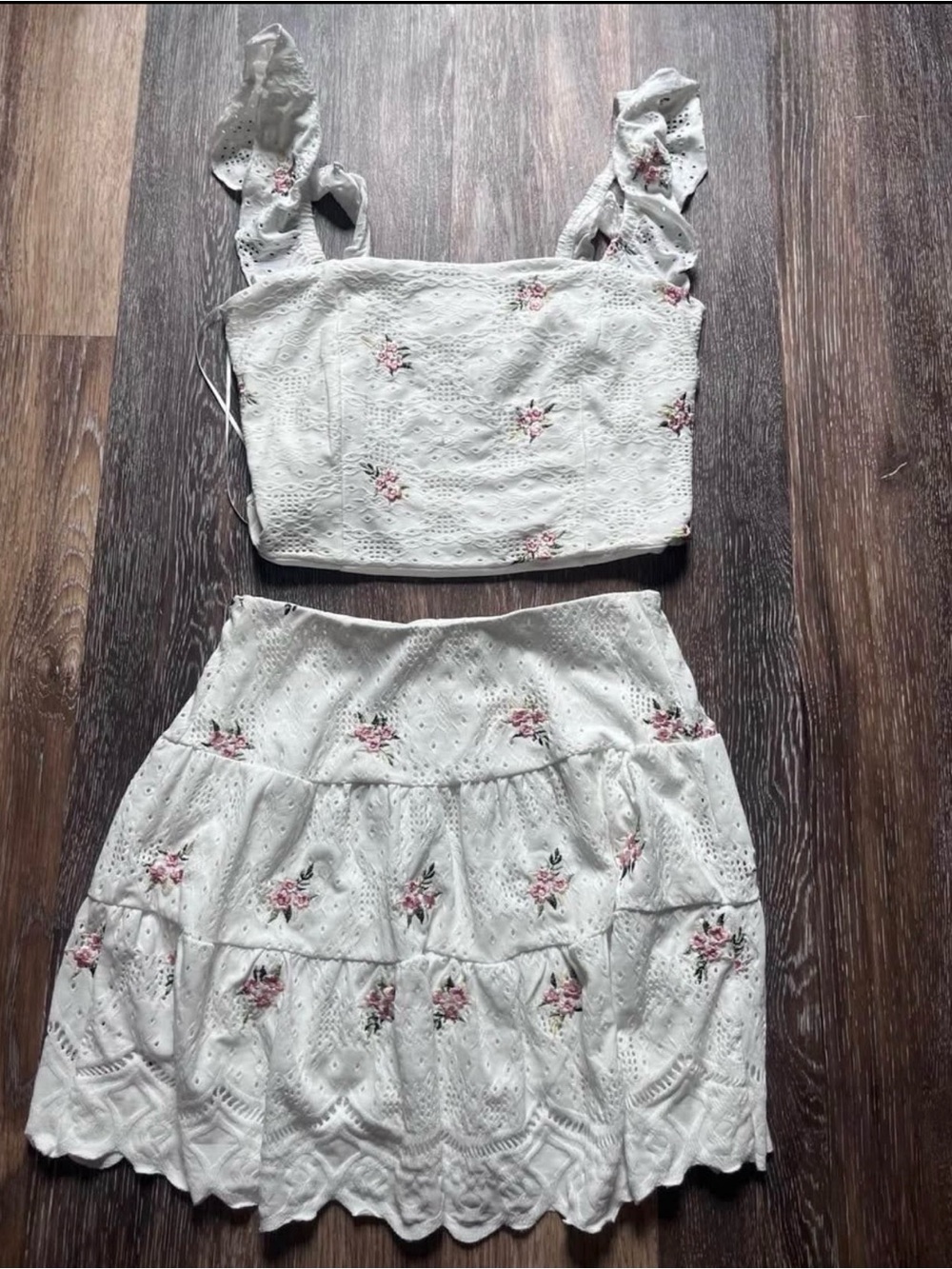 Kirious White Eyelet Crop Top & Floral Mini Skirt Set